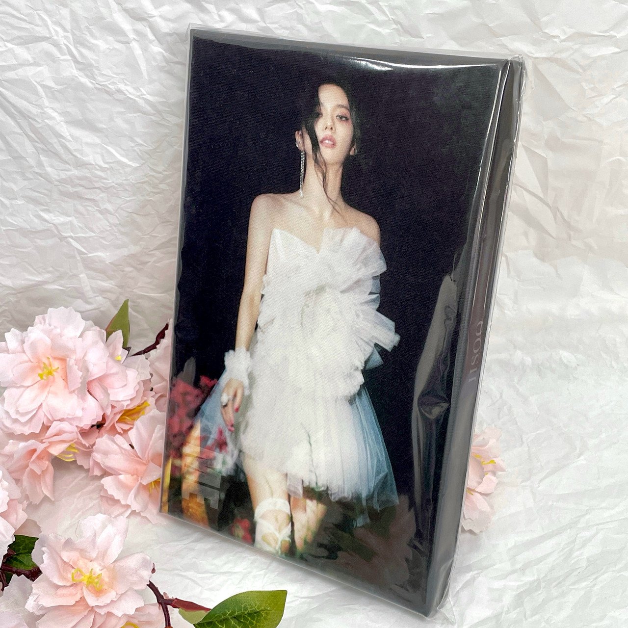 JISOO (BLACKPINK) - ME (Black Ver.)