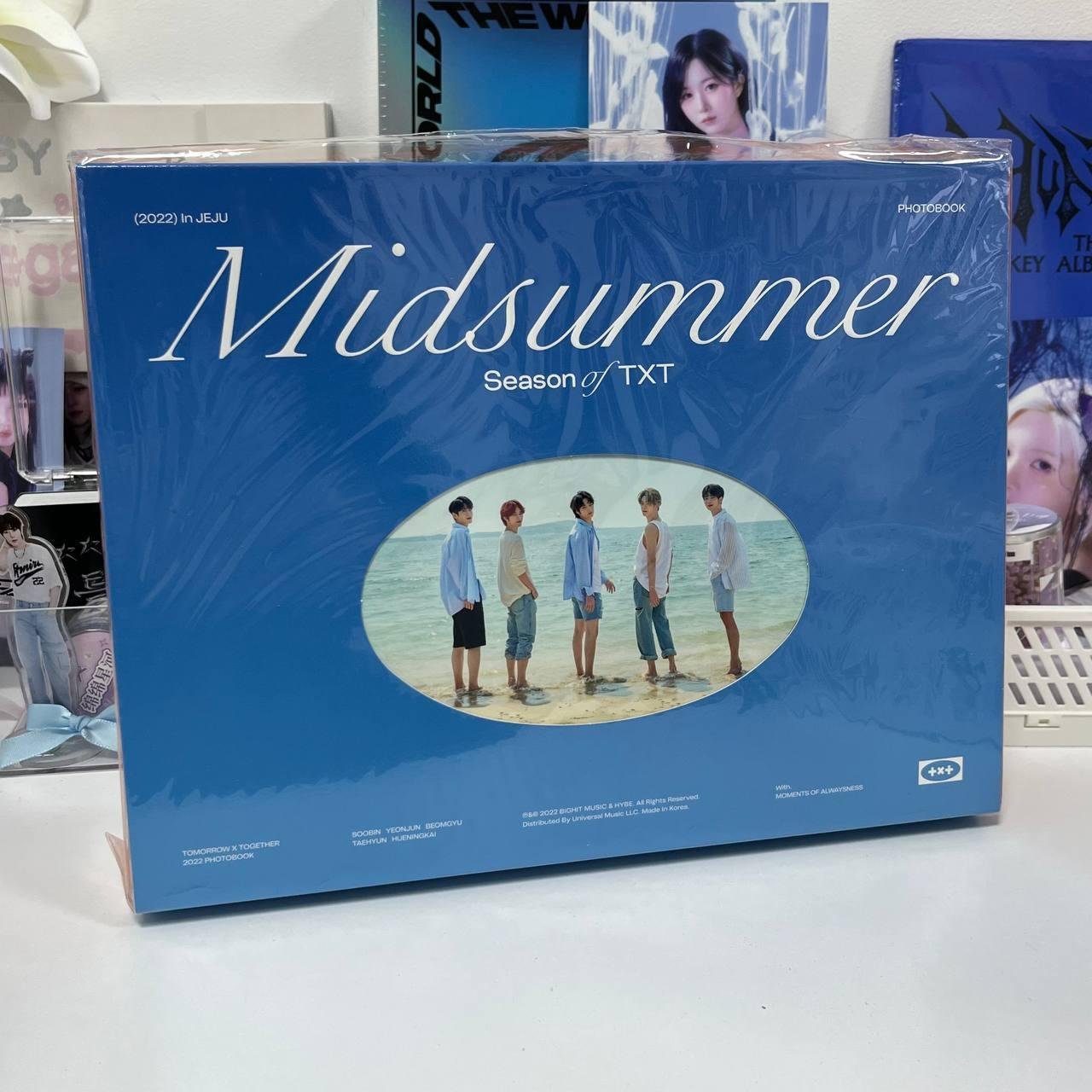 TXT 2022 in JEJU Photobook Midsummer Season of TXT