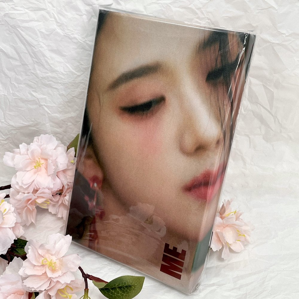 JISOO (BLACKPINK) - ME (Red Ver.)