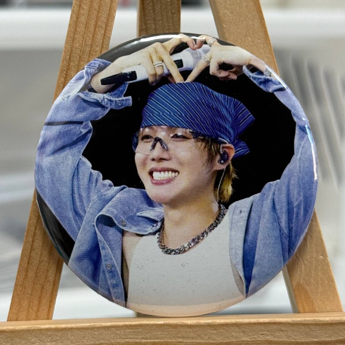 Значок  BTS