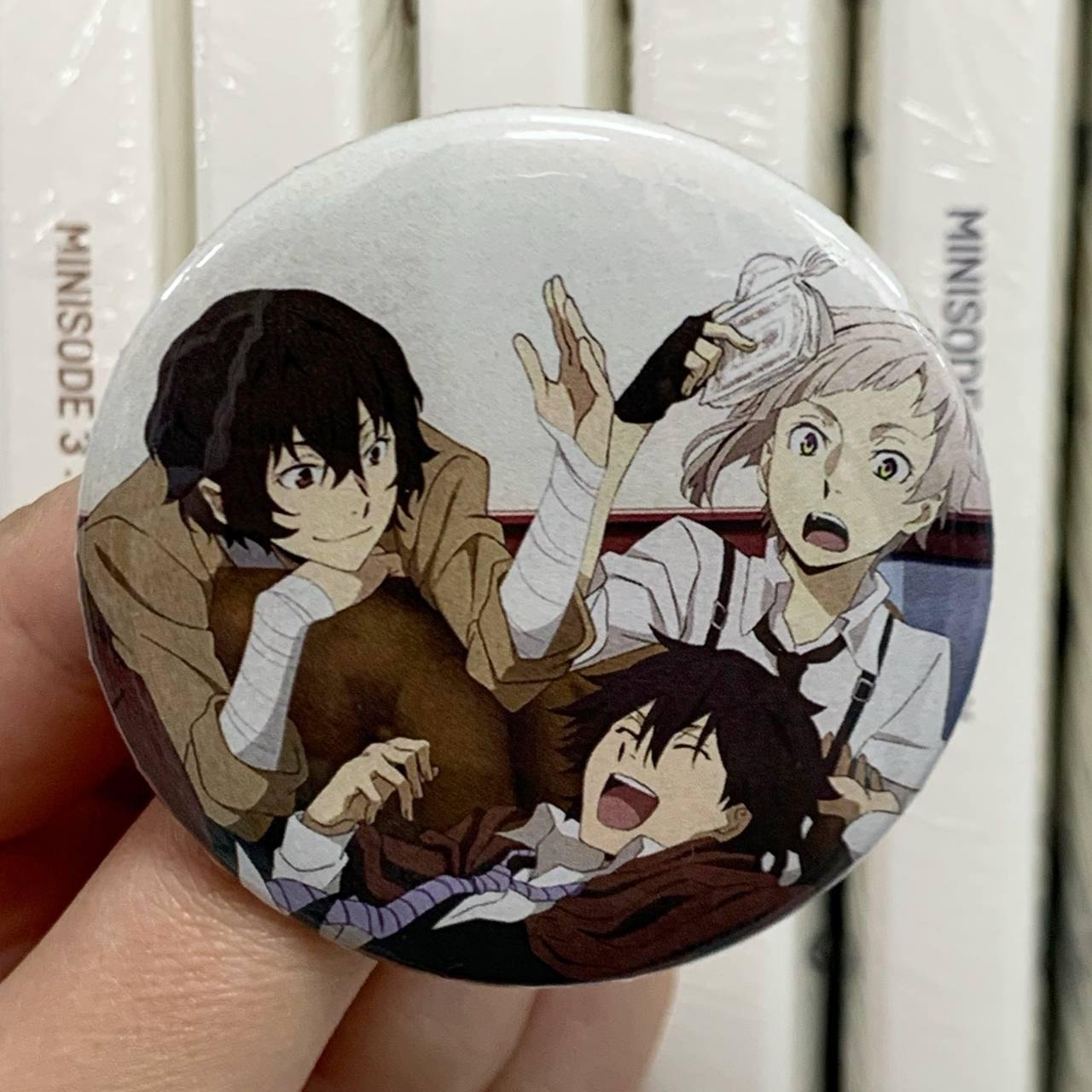 Значок Літературні генії бродячі пси / Bungo stray dogs