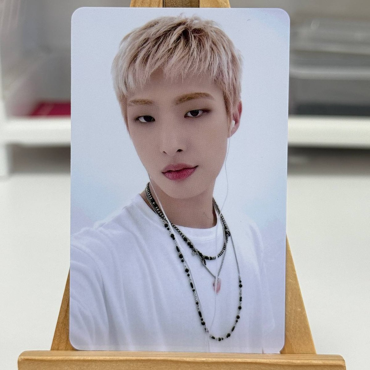 Офіційна картка ATEEZ WHOSFAN CAFE ( Присутні великі подряпини)