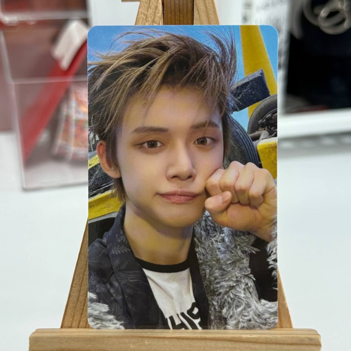 Офіційна картка TXT weverse shop