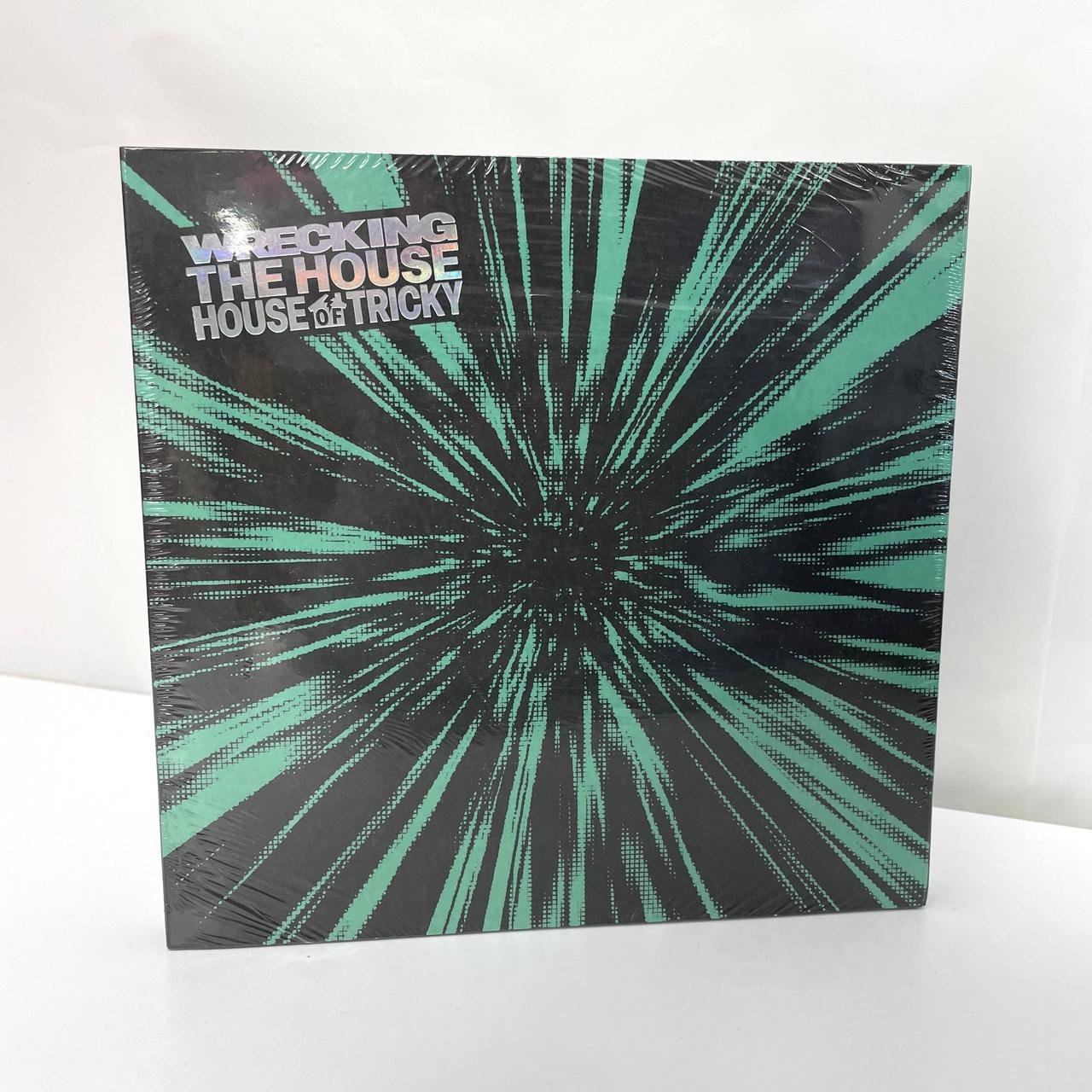 Xikers - House Of Tricky : Wrecking The House Ver. Hiker