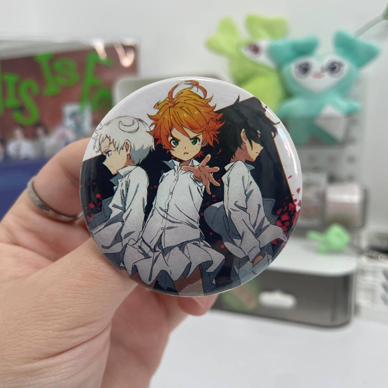 Значок “Обіцяний неверленд / The Promised Neverland”