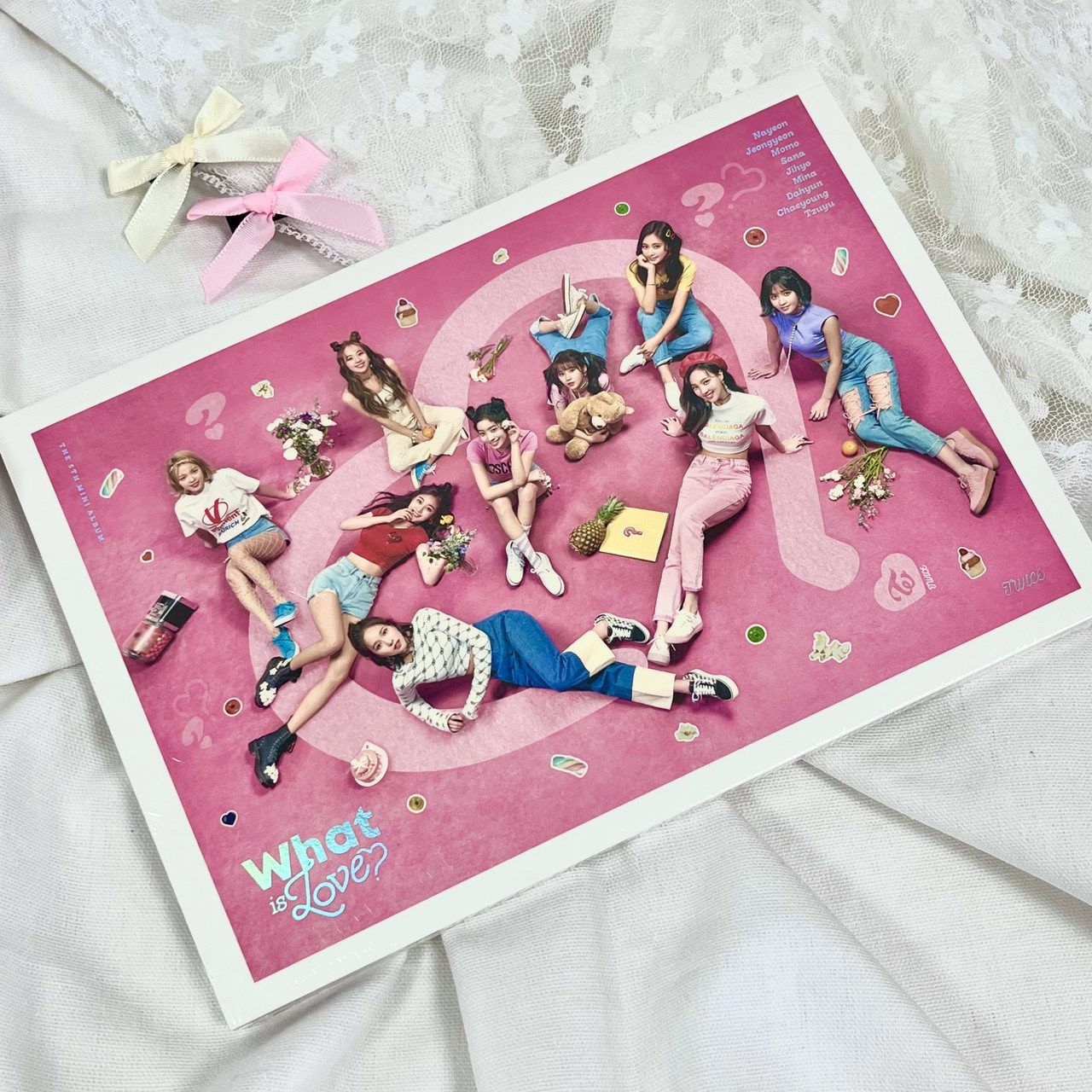TWICE  WHAT IS LOVE  Ver. A