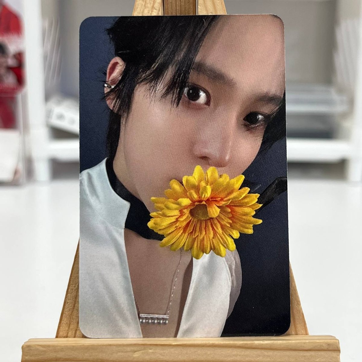 Офіційна картка ATEEZ APPLE MUSIC POB