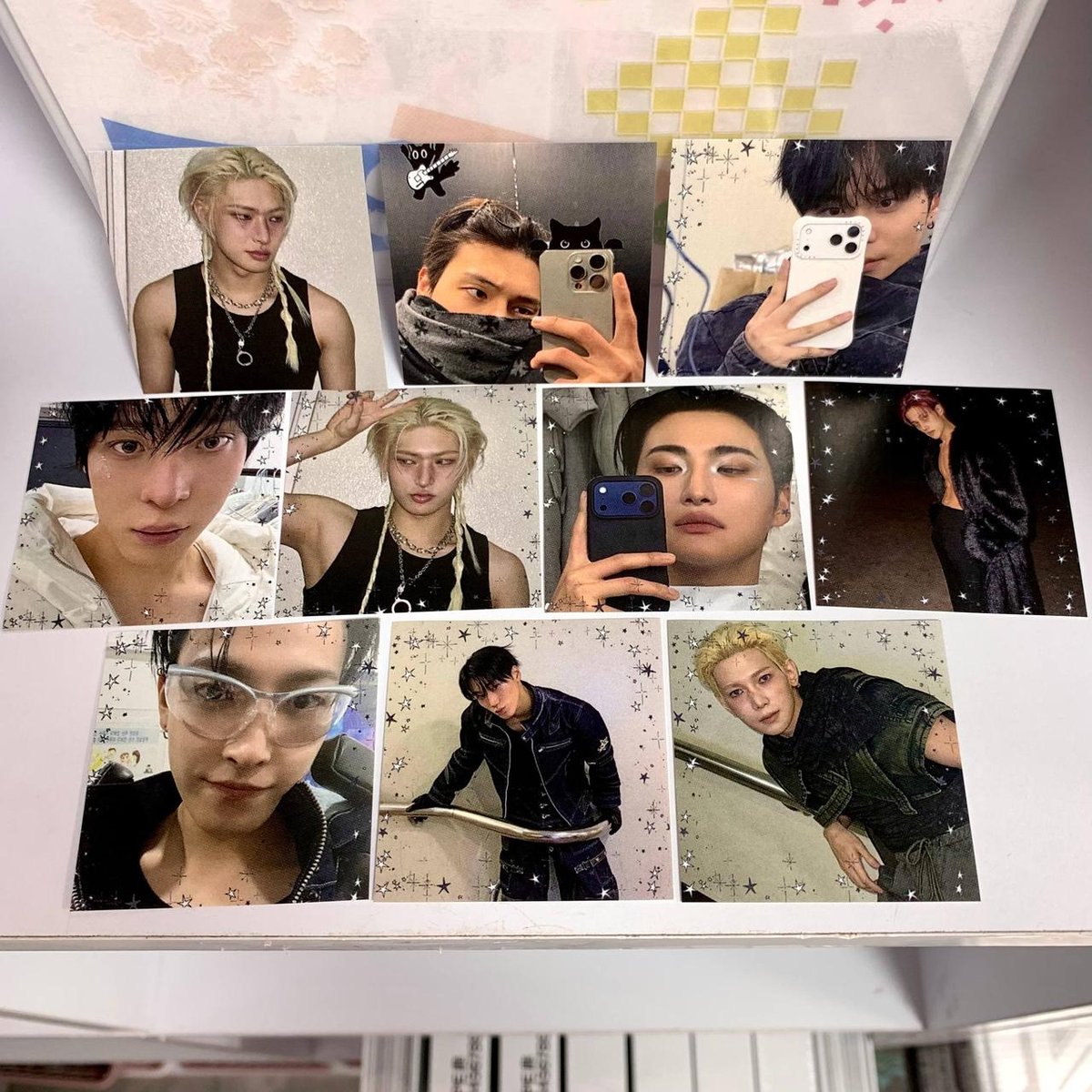 Набір з 10 наліпок Ateez