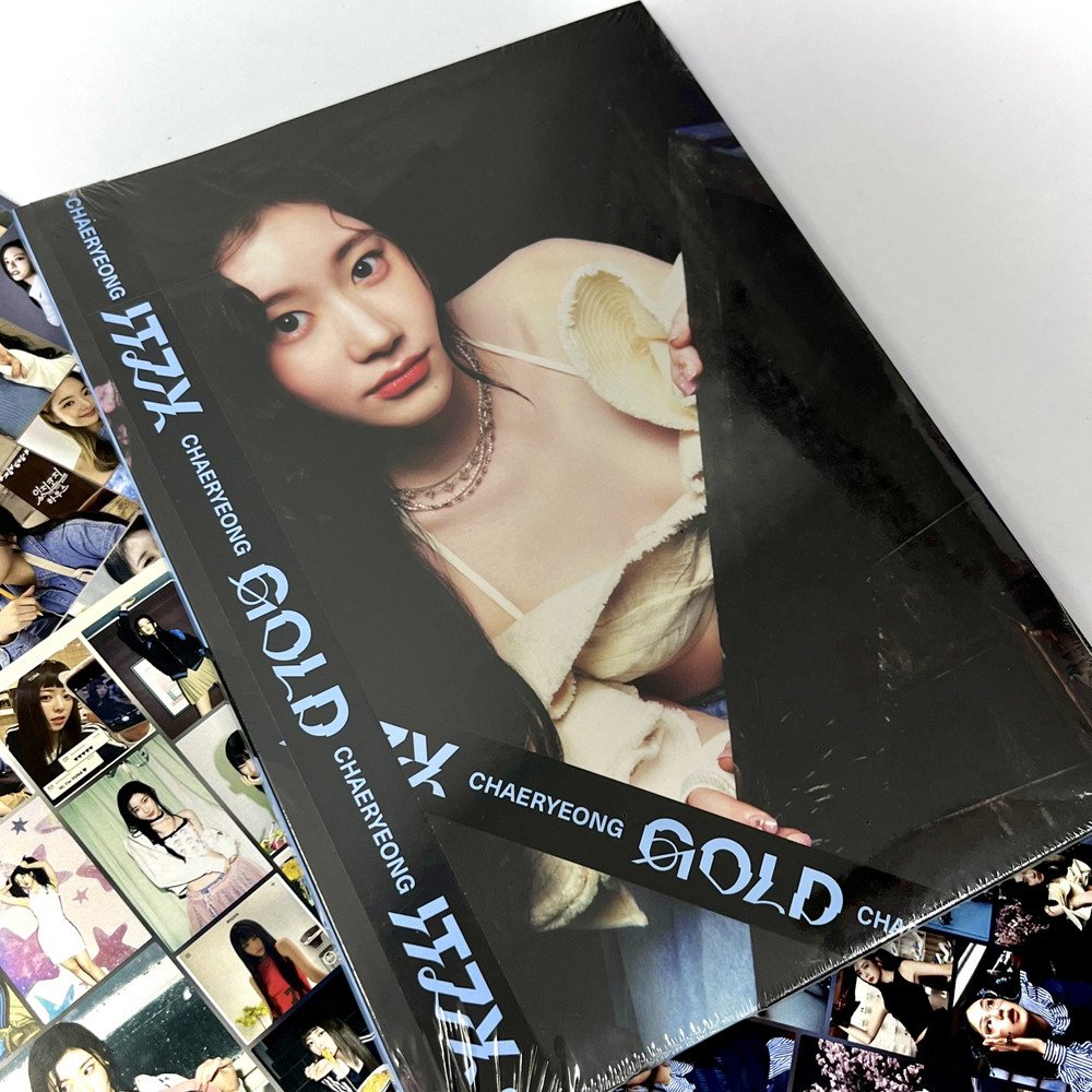ITZY - GOLD (Digipack Ver. Chaeryeong)