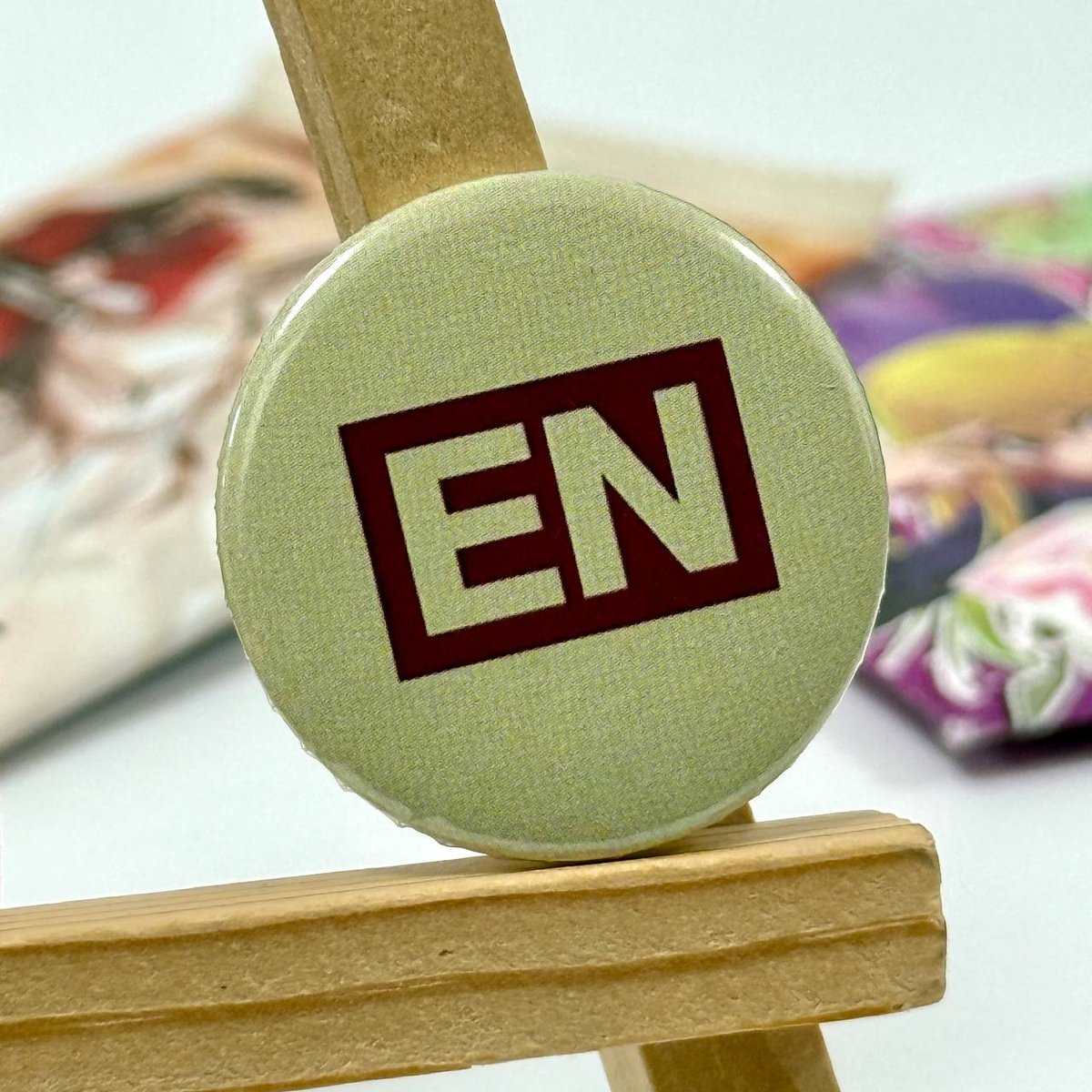 Міні значок ENHYPEN