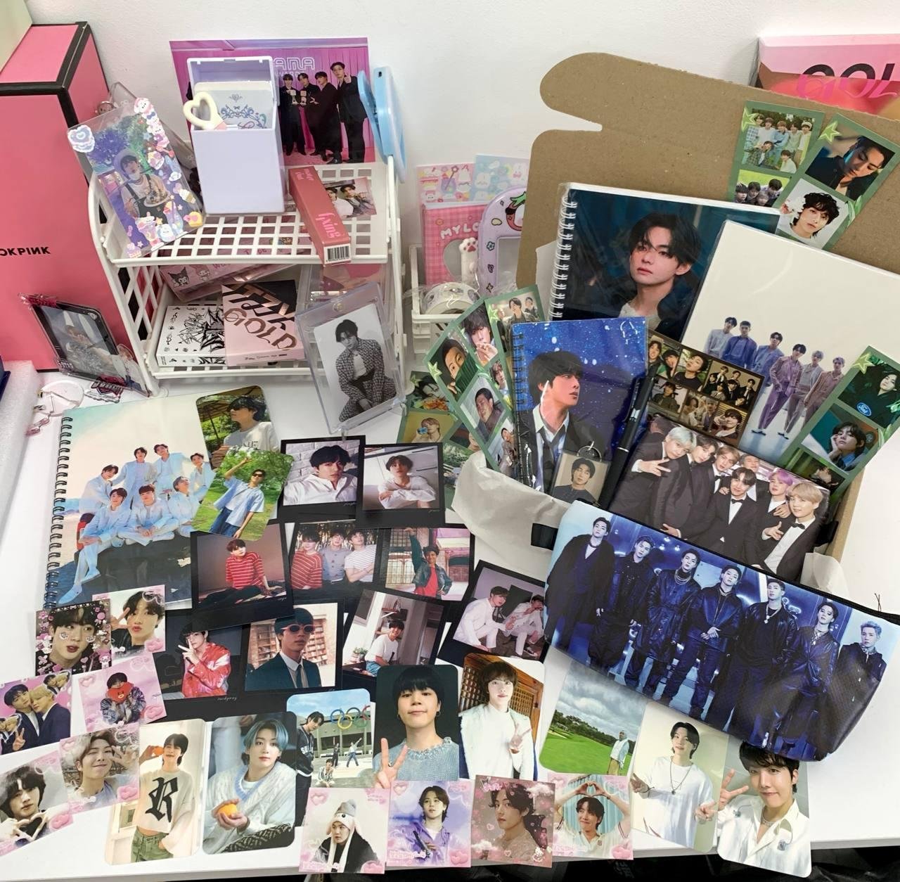 School Box зі BTS на 850!