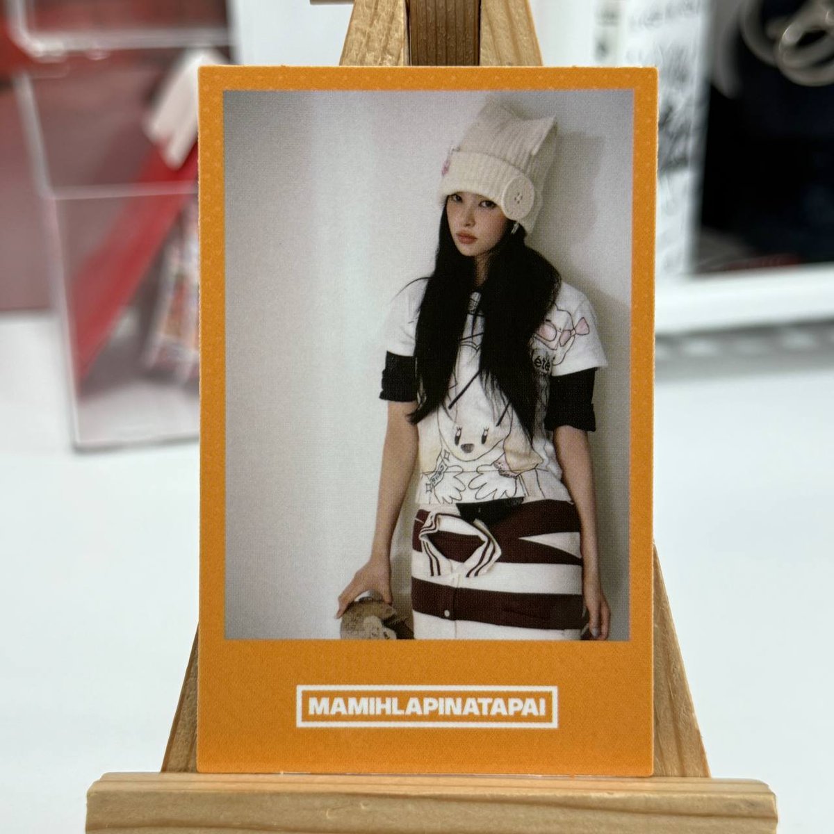 Офіційна картка ILLIT weverse shop