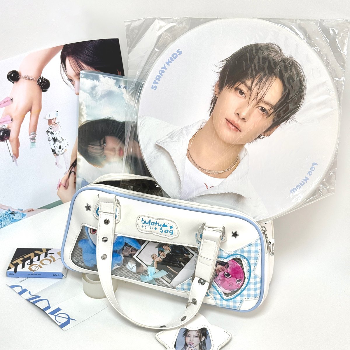 IMAGE PICKET Lee Know - Stray kids STAY in Our Little House