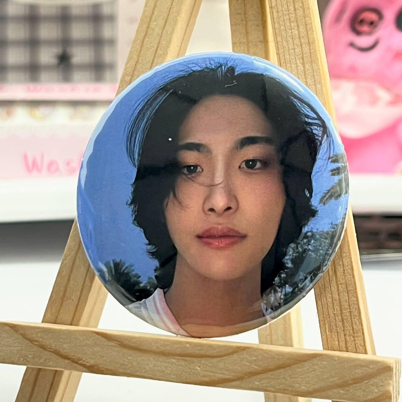 Значок  Ateez