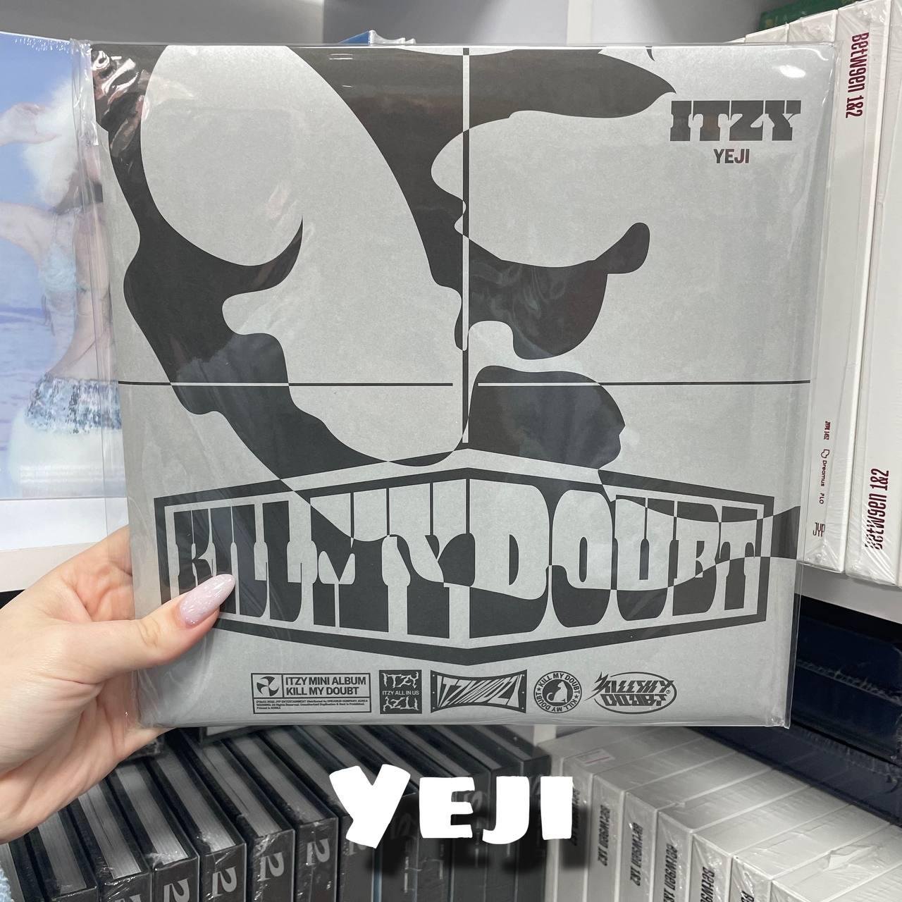 ITZY - KILL MY DOUBT (Special Edition Ver. Yeji)