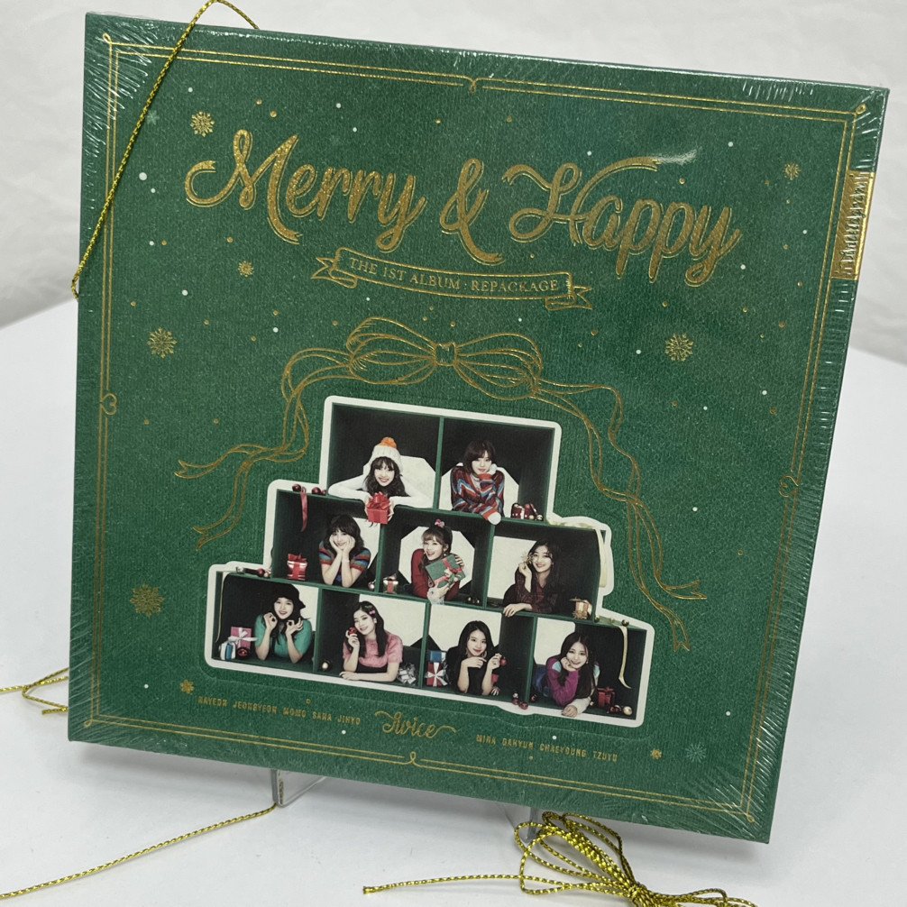 TWICE – MERRY & HAPPY  ver. MERRY