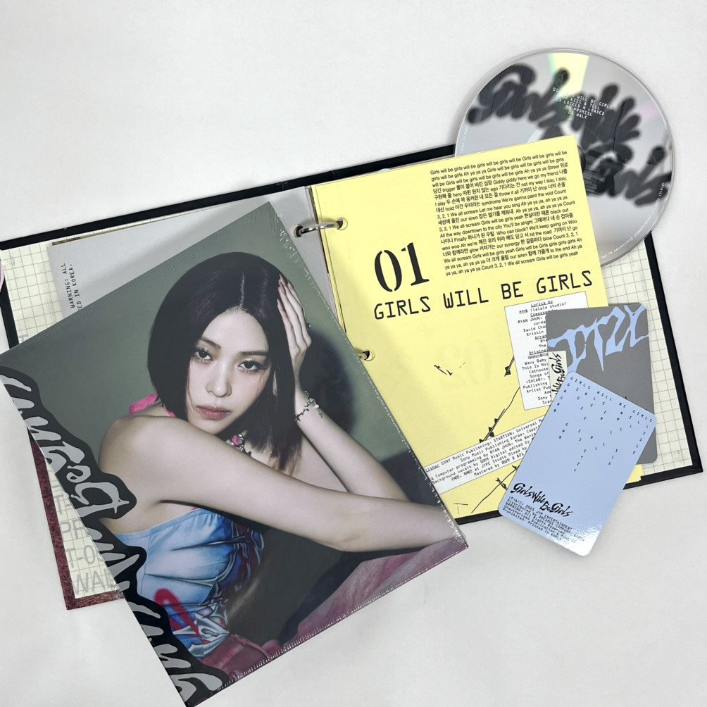 ITZY - Girls Will Be Girls (Binder Ver. Ryujin)