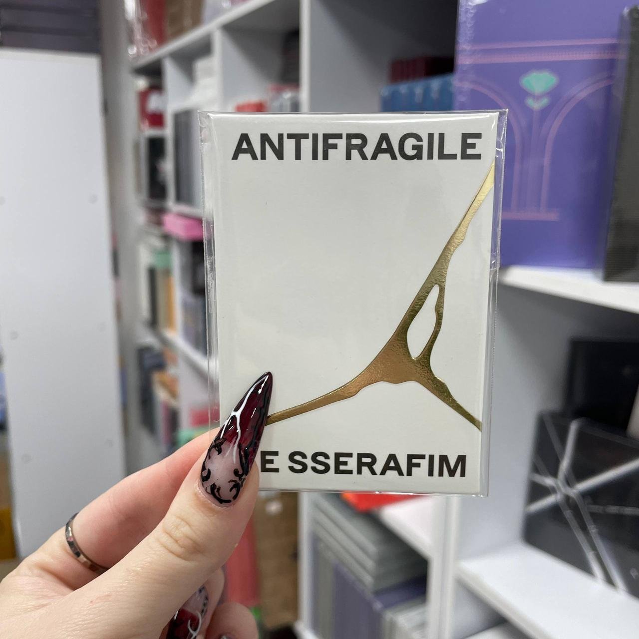 LE SSERAFIM - ANTIFRAGILE (Weverse Album Ver.)