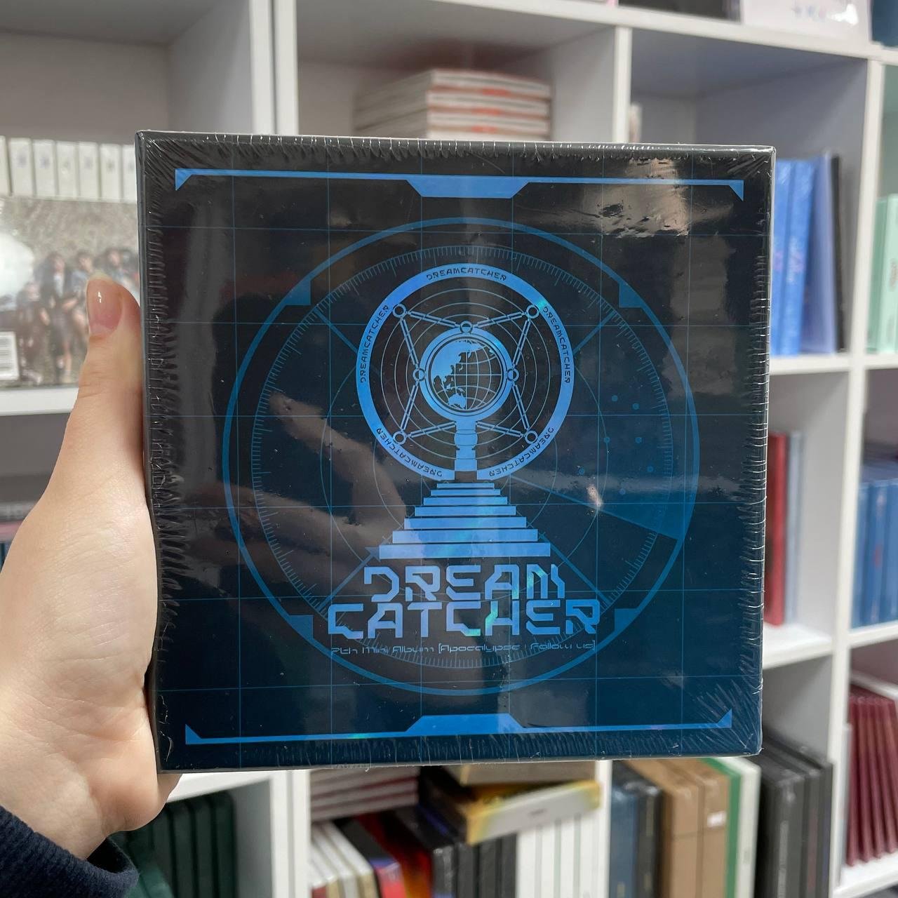 Dreamcatcher - Apocalypse: Follow Us ver. E