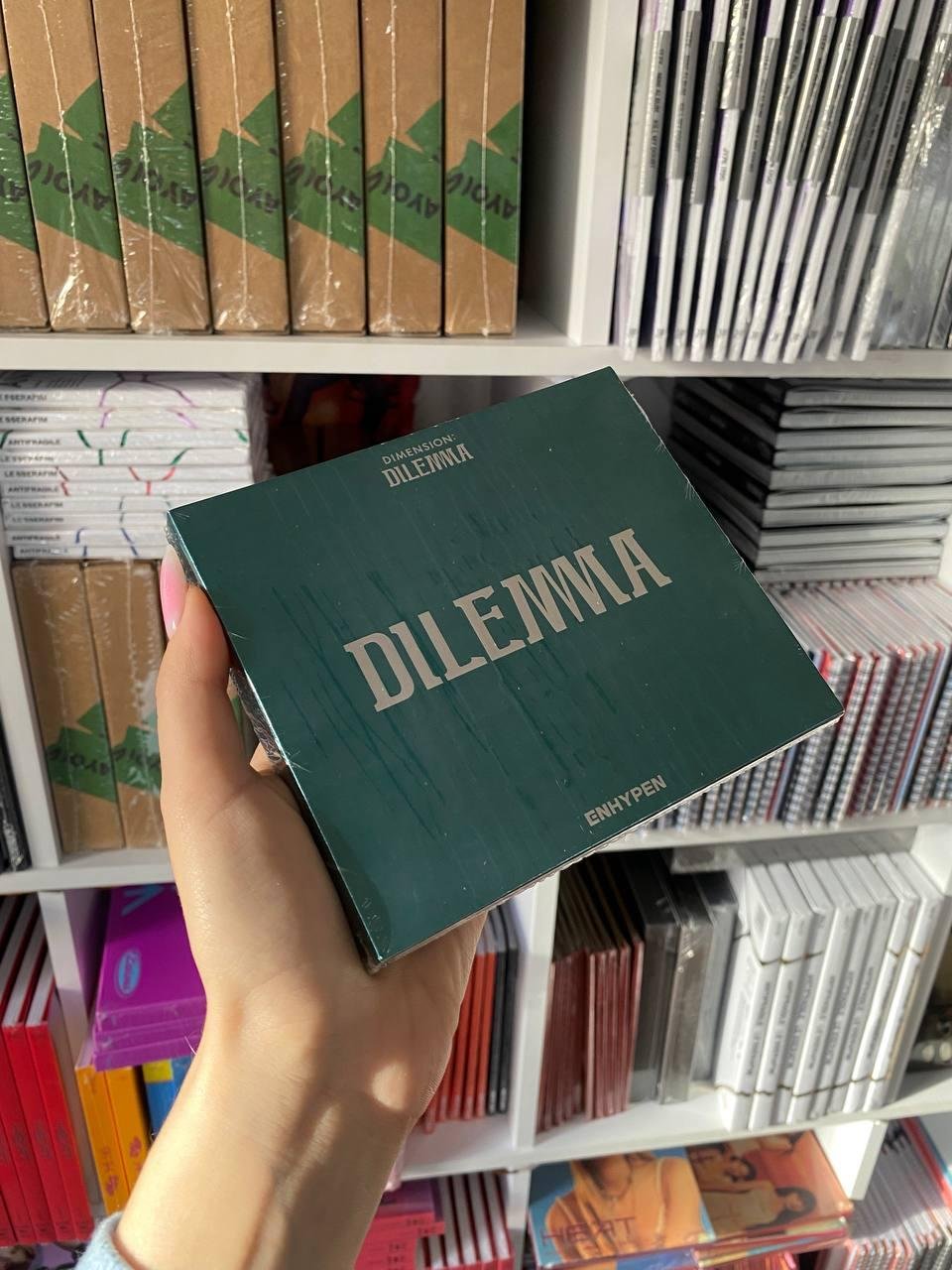 ENHYPEN – DIMENSION: DILEMMA (ESSENSIAL)