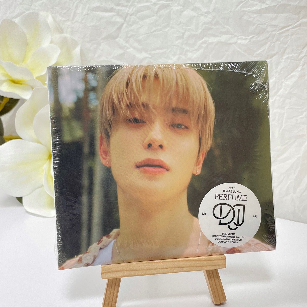 NCT DOJAEJUNG - PERFUME DIGIPACK VER.