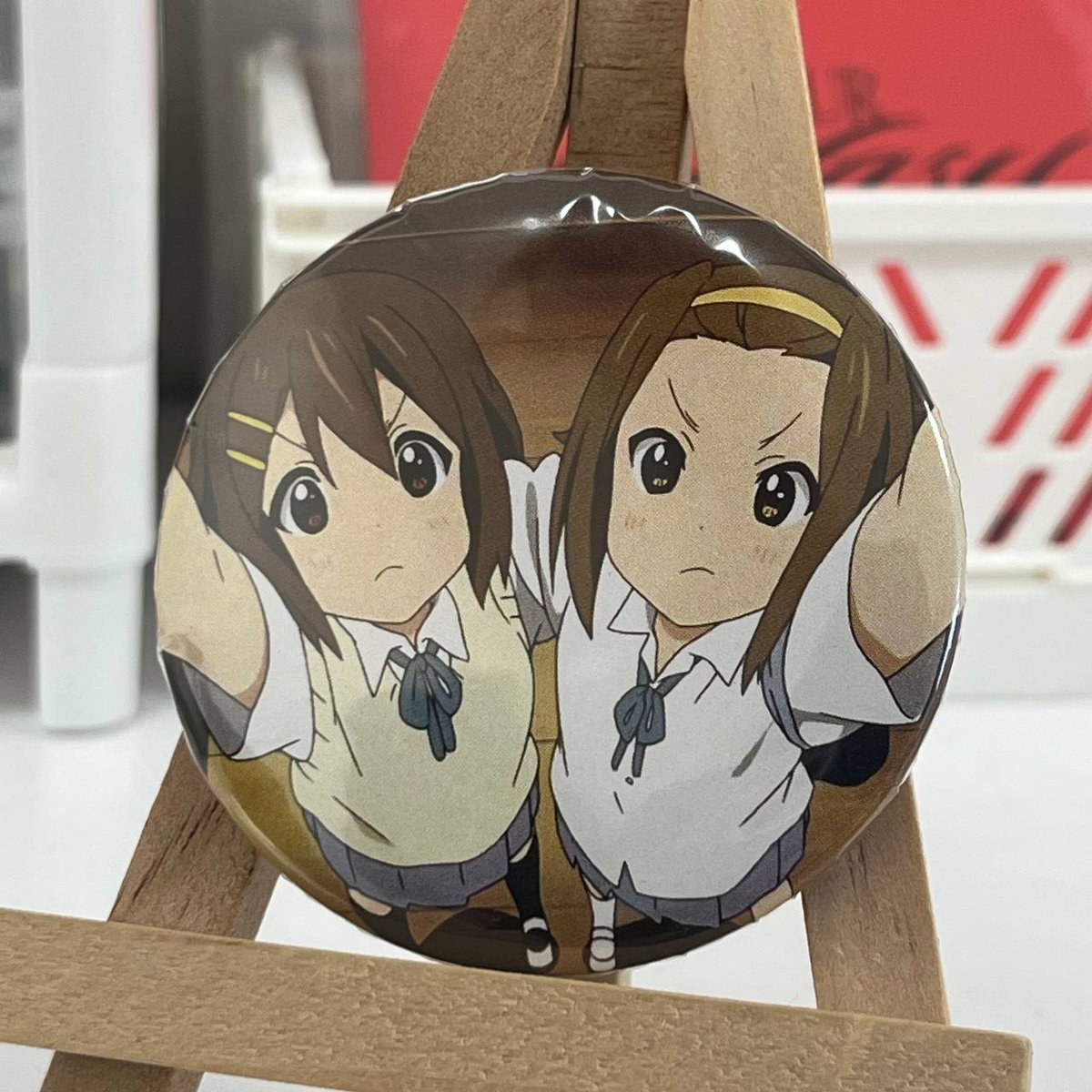 Значок “К-Он! / K-On!”