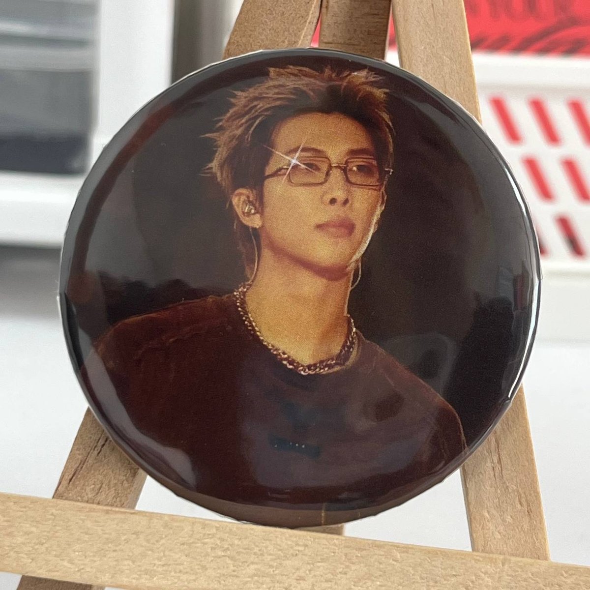 Значок  BTS