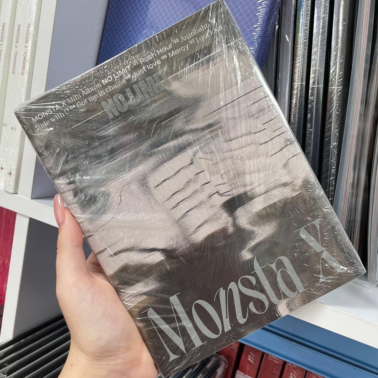 MONSTA X - NO LIMIT ver.4 (BLACK)