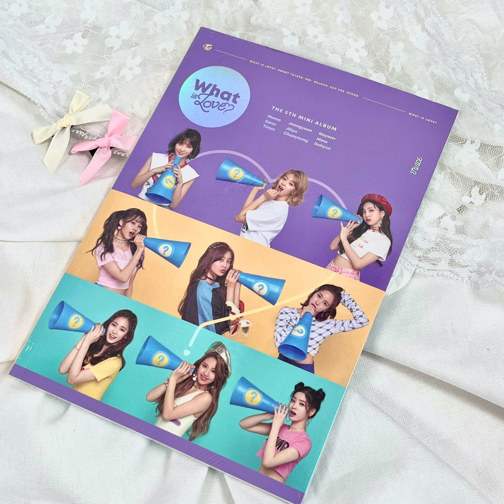 TWICE  WHAT IS LOVE  Ver. B