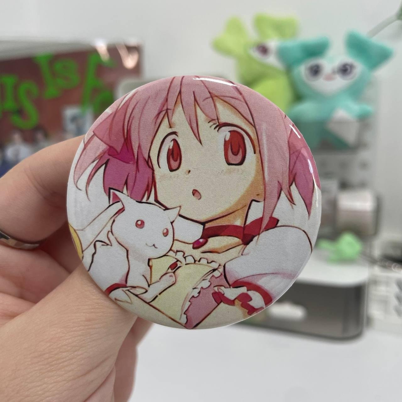 Значок  Чарівниця Мадока Магіка / Mahou Shoujo Madoka Magica