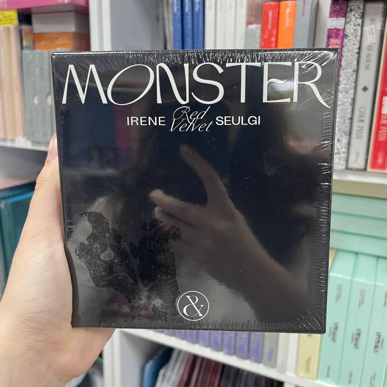 IRENE&SEULGI (Red Velvet) - Monster (Top Note Ver.)