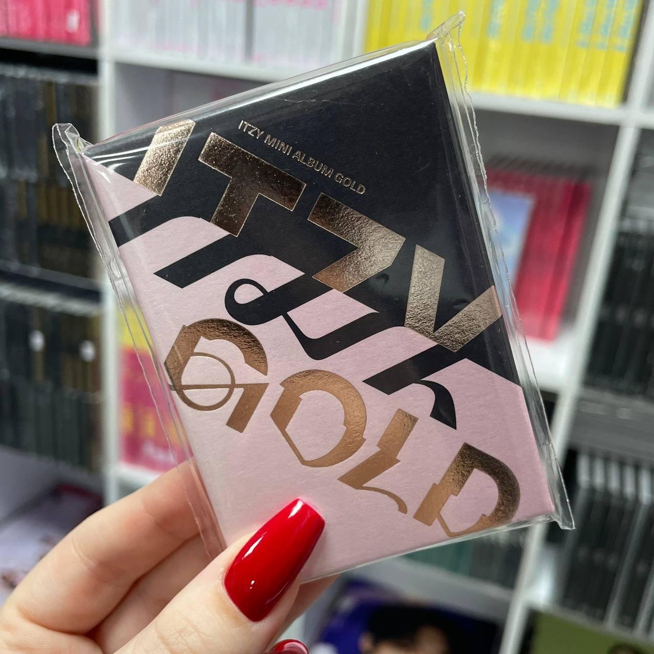 ITZY - GOLD (Platform Album Nemo A Ver.)