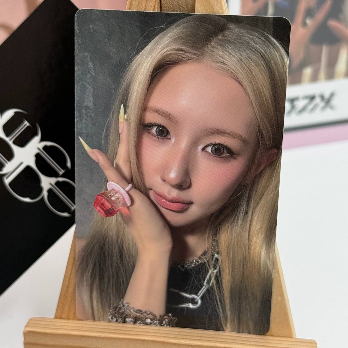 Офіційна картка I-DLE weverse shop