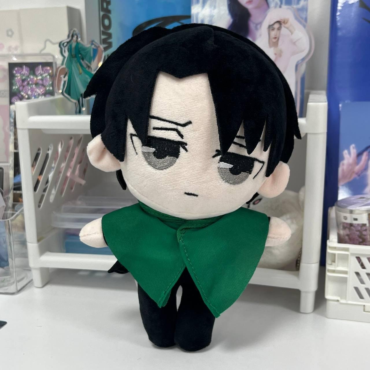 Іграшка "Атака титанів / Attack on Titan" 20 см.