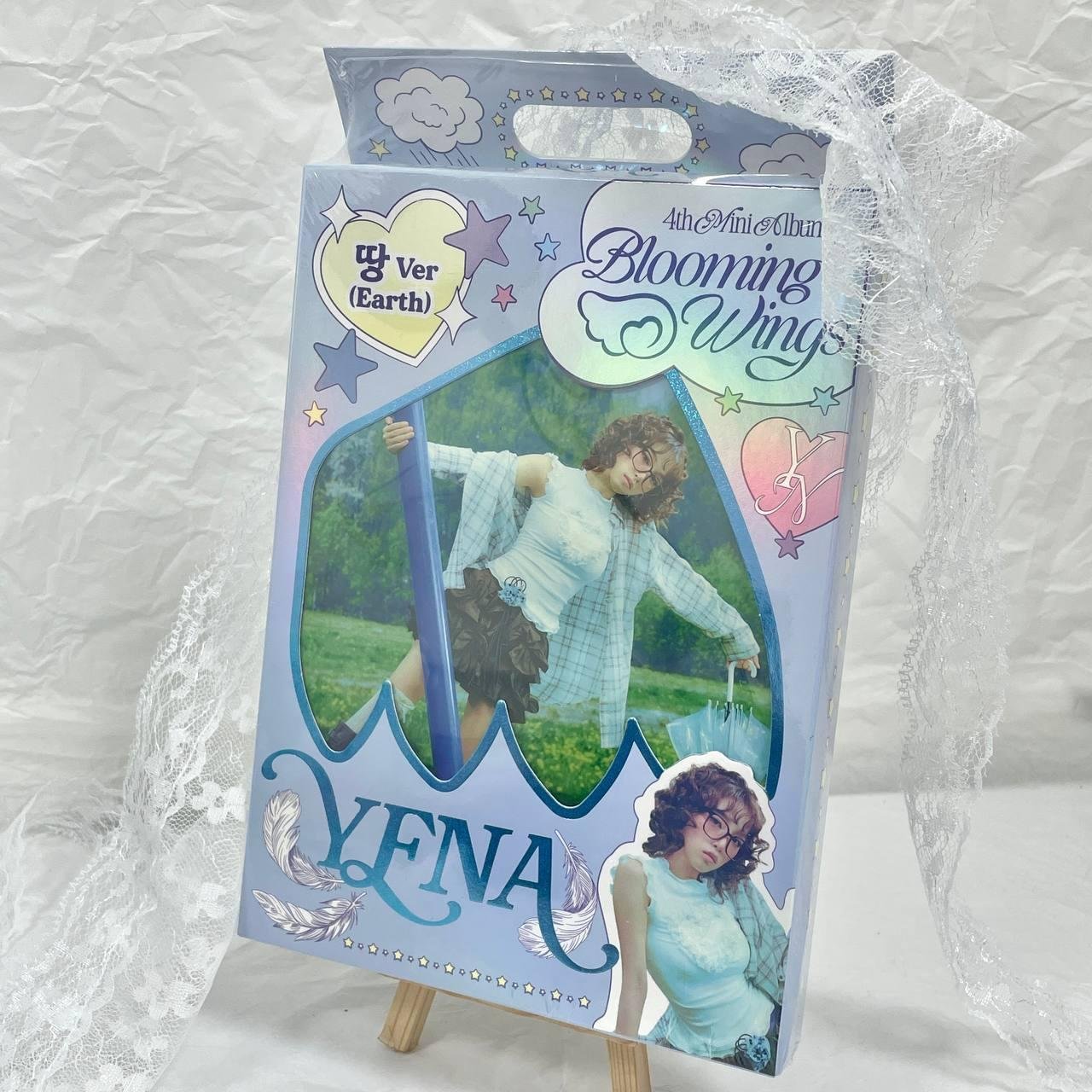 YENA - Blooming Wings (Earth Ver.)