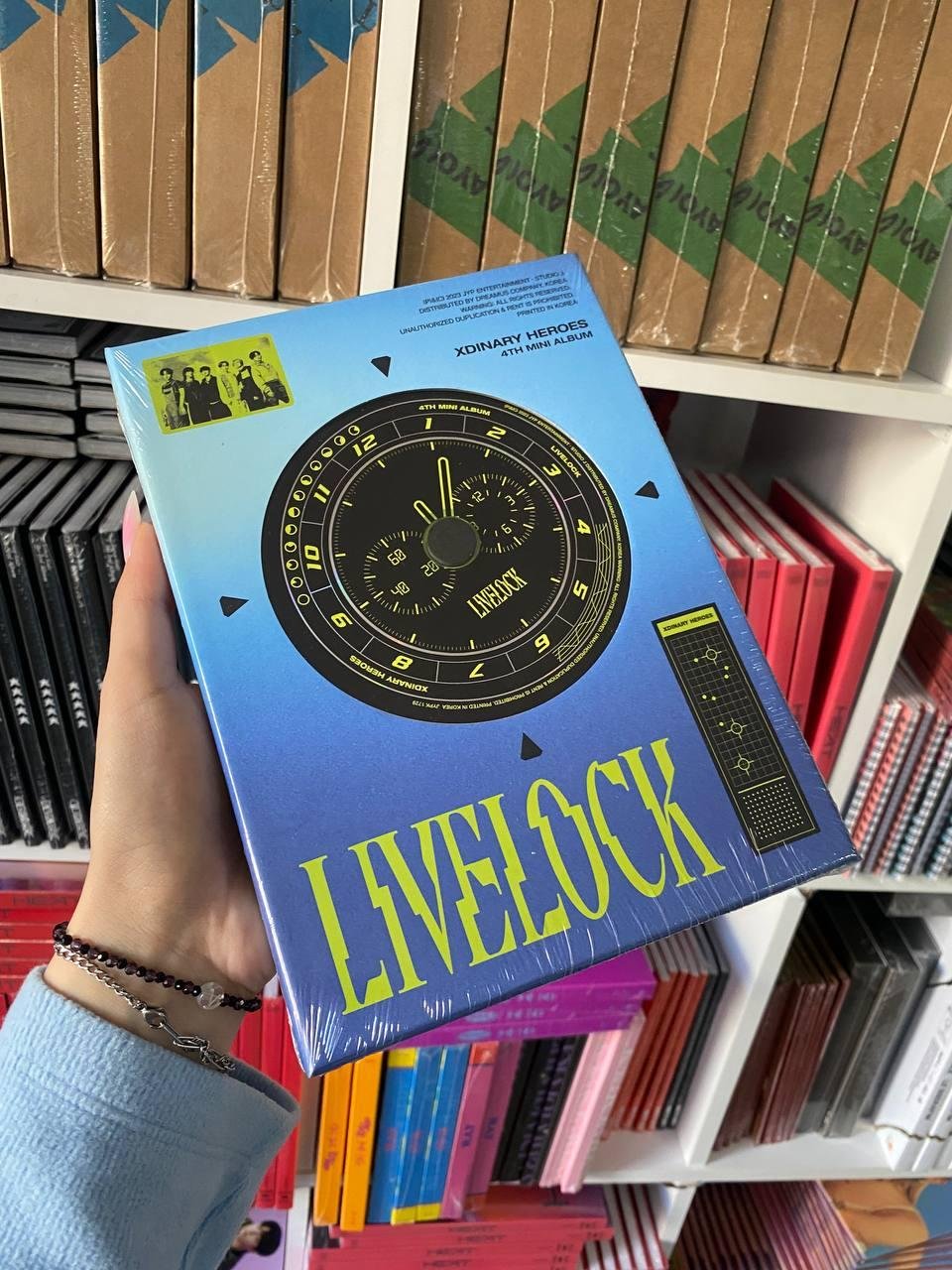 Xdinary Heroes - Livelock (Blue Ver.)