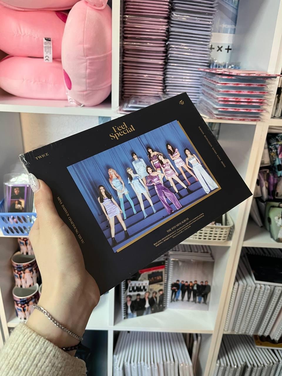TWICE  FEEL SPECIAL  Ver. B