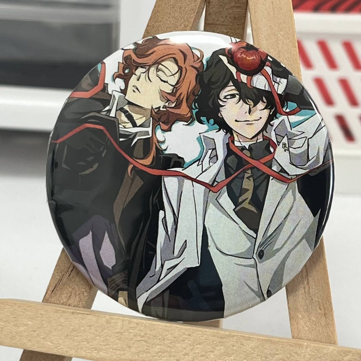 Значок "Літературні генії бродячі пси / Bungo stray dogs"