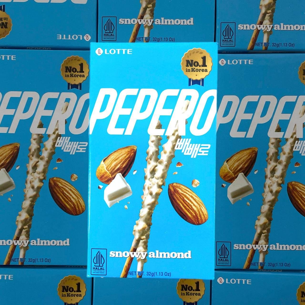 Соломка в глазурі з білого шоколаду з мигдалем PEPERO TM”Lotte” 32 г.