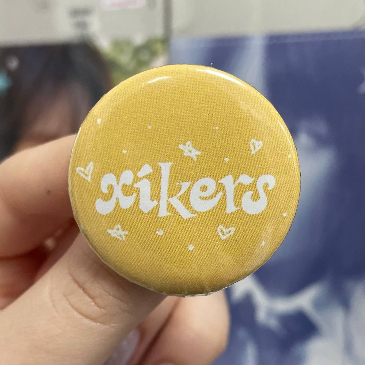Міні значок Xikers