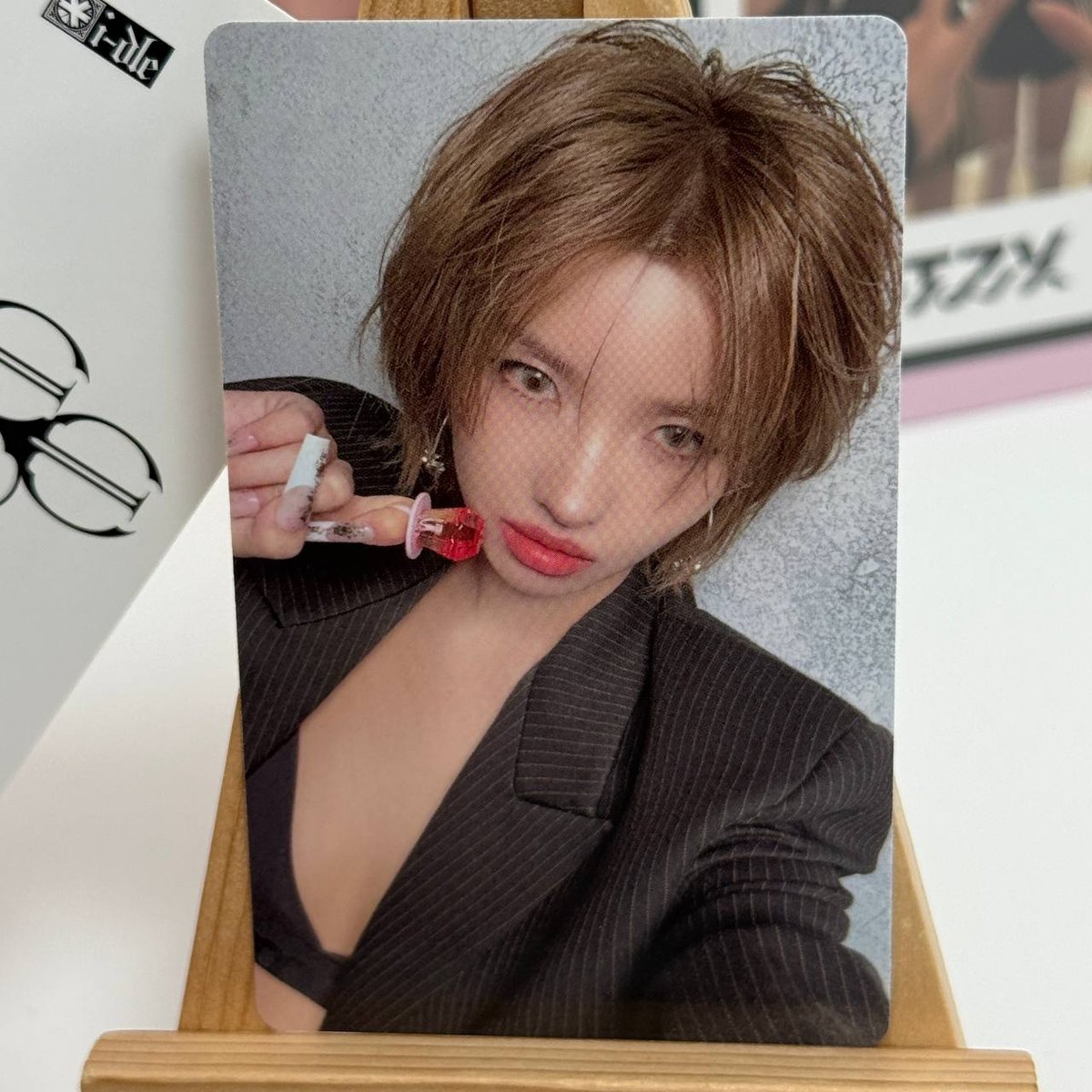 Офіційна картка I-DLE weverse shop