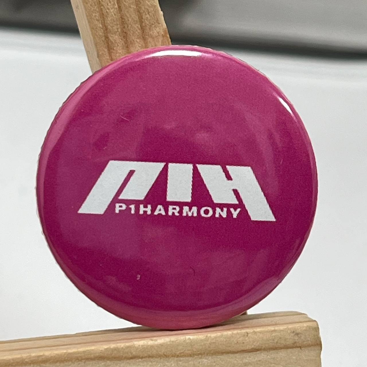 Міні значок P1Harmony