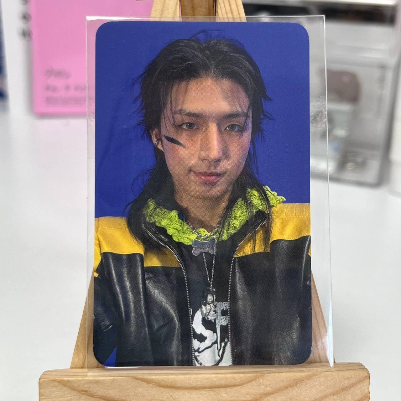Офіційна картка XDINARY HEROES FANS SHOP (можливі дефекти)