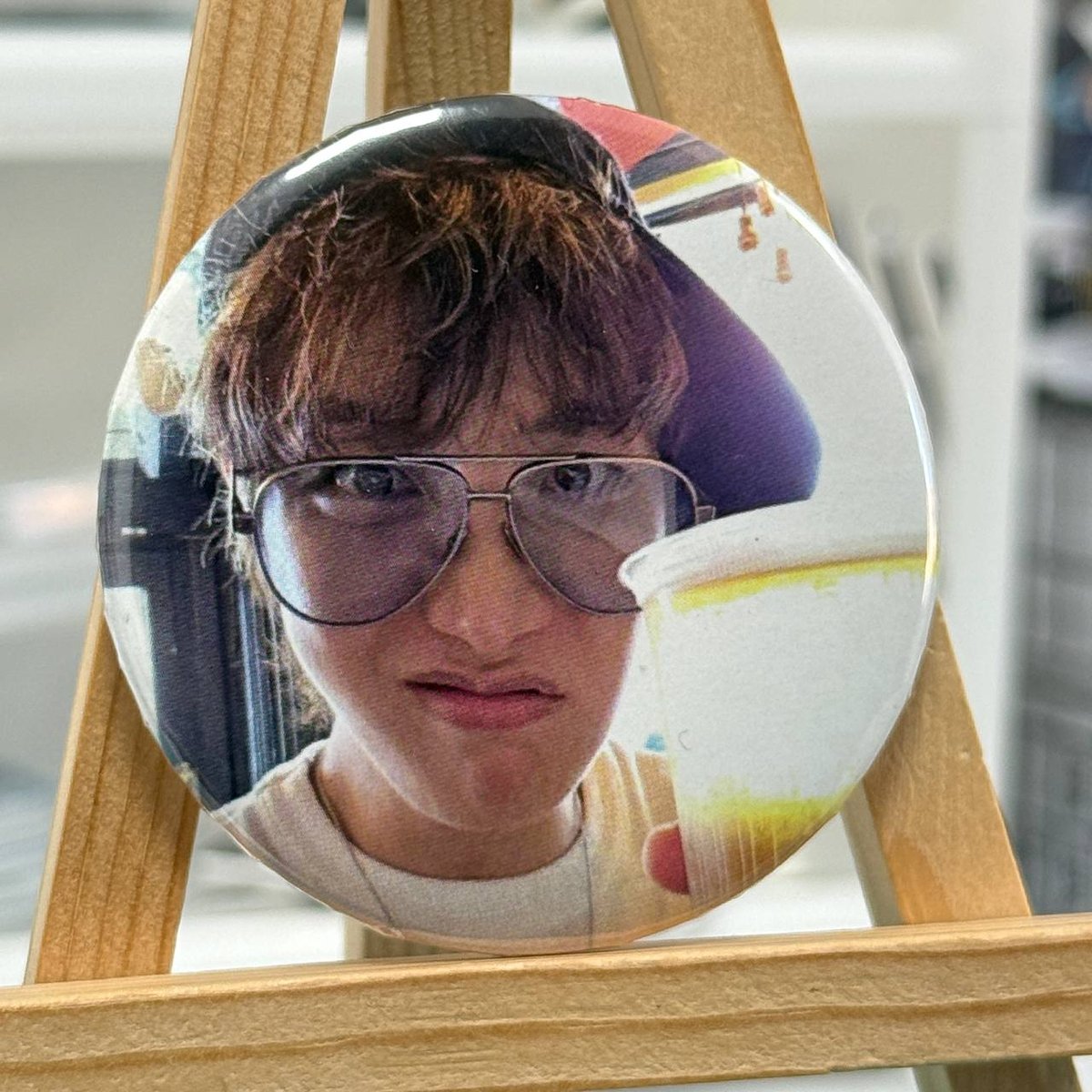Значок  BTS