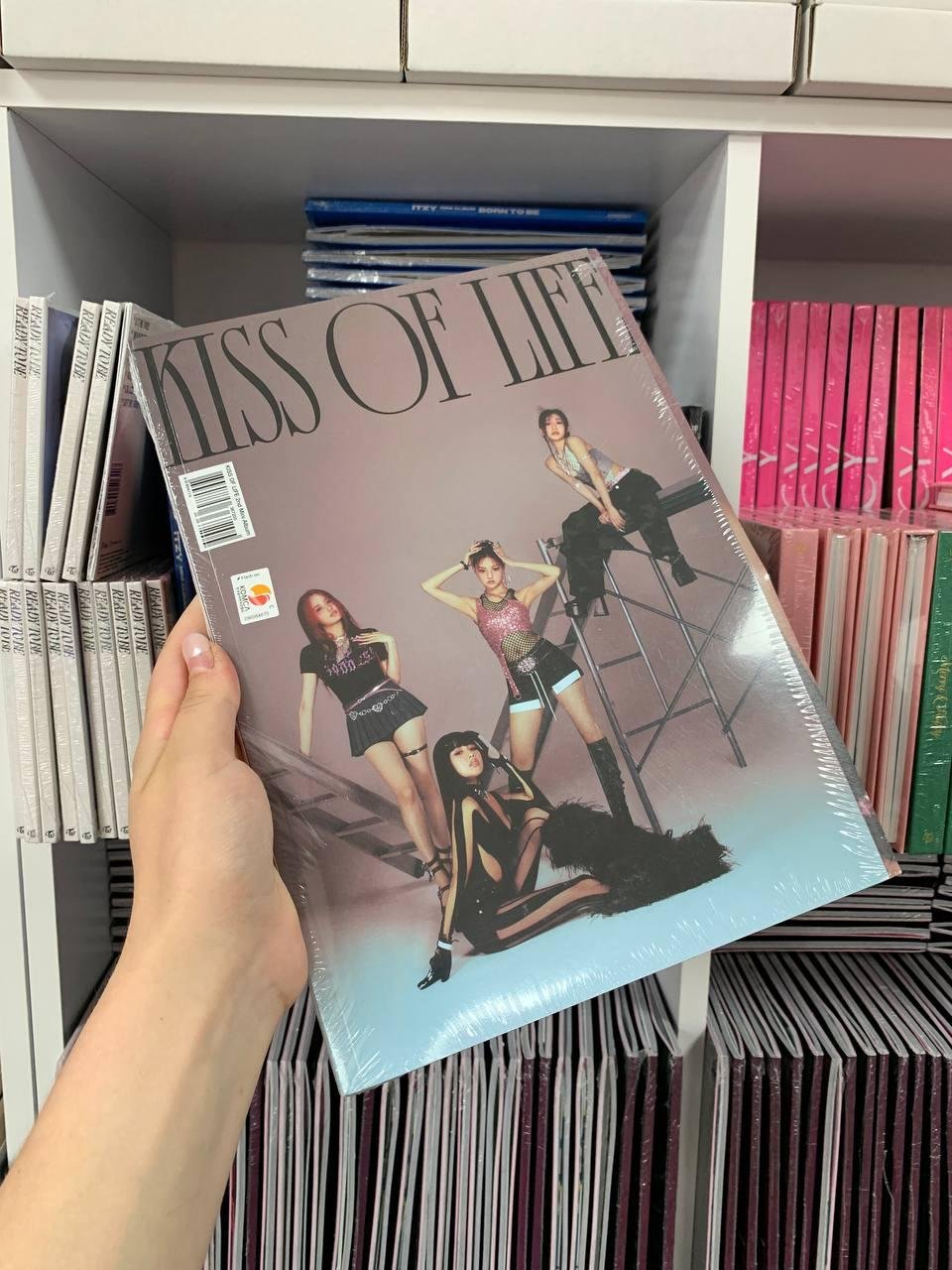 KISS OF LIFE - Born to be XX Ver. Bad
