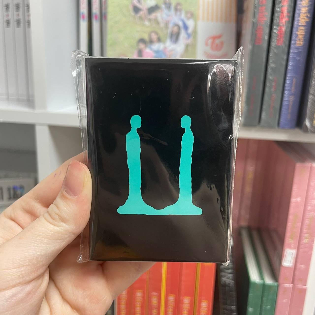 G-DRAGON - ÜBERMENSCH (PHOTOCARD VER.)