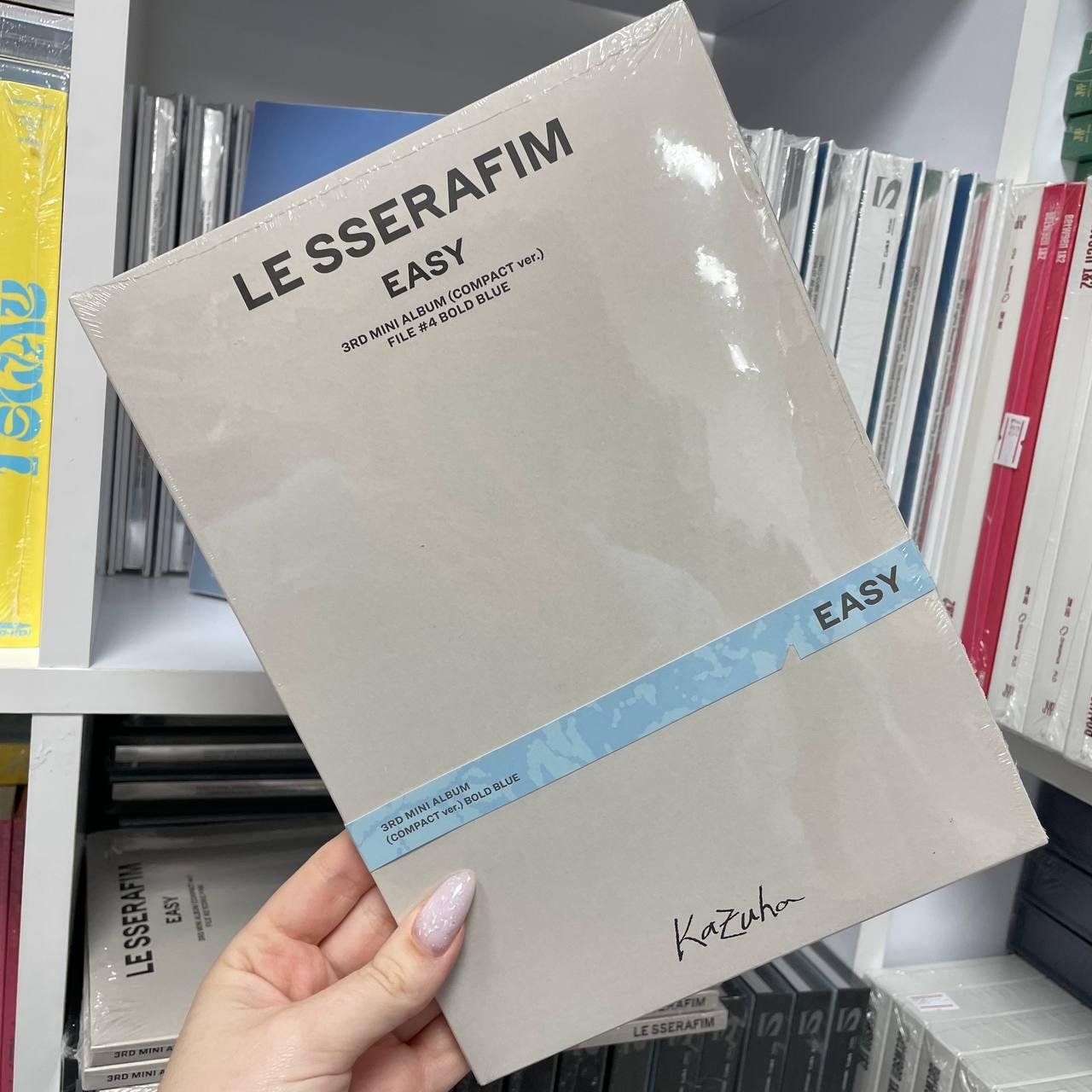 LE SSERAFIM - EASY COMPACT ver. Kazuha