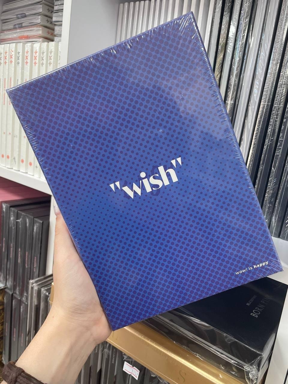 WOO!AH! - WISH ver. Happy