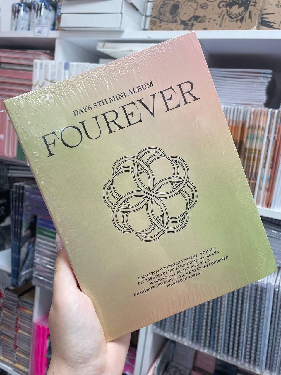 DAY6 - FOUREVER ver. BEIGE