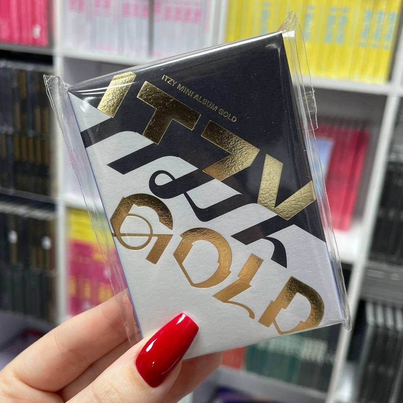 ITZY - GOLD (Platform Album Nemo Ver. Blue)